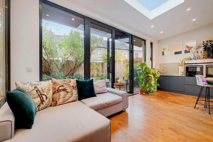 3 Bedroom Terraced House To Rent In Cavendish Drive, Leyton, London, E11