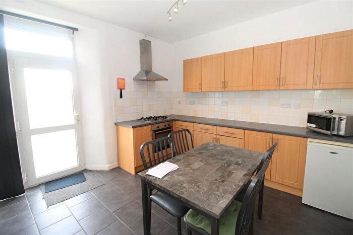4 Bedroom House To Rent In Malefant Street, Cathays, Cardiff, CF24