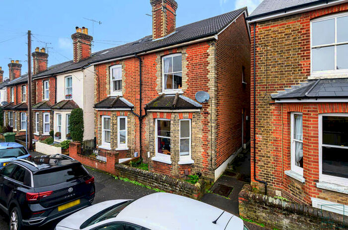 3 Bedroom Semi-Detached House To Rent In Gardner Road, Guildford, GU1