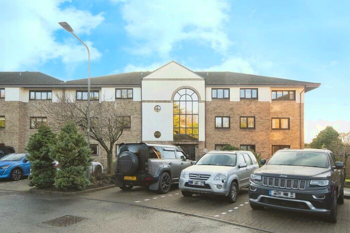 2 Bedroom Flat For Sale In Ravenscourt, Thorntonhall, Glasgow, G74