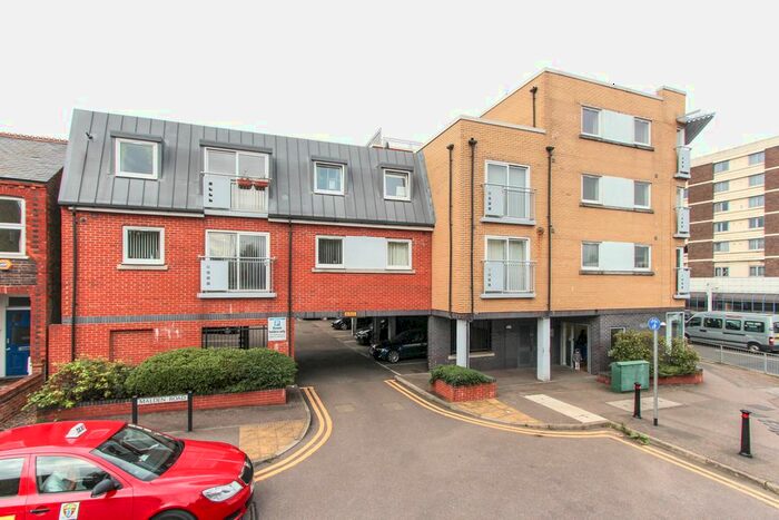 2 Bedroom Flat To Rent In Malden Road, Watford, WD17