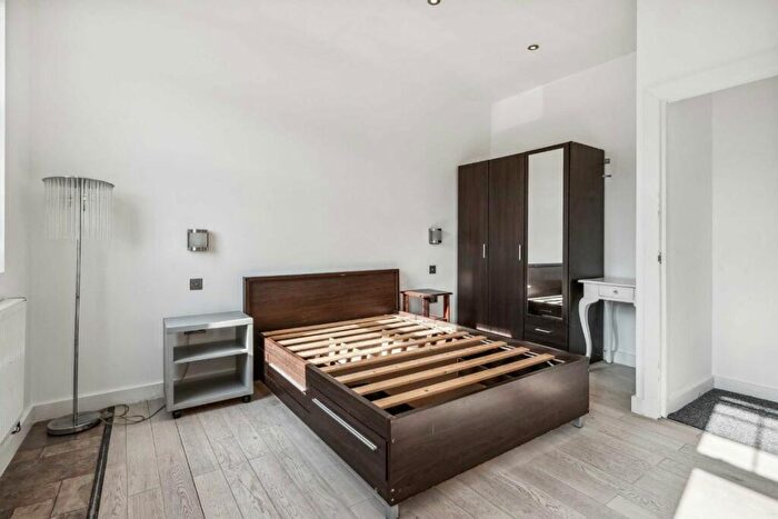 Studio To Rent In Codrington Hill, Honor Oak, SE23