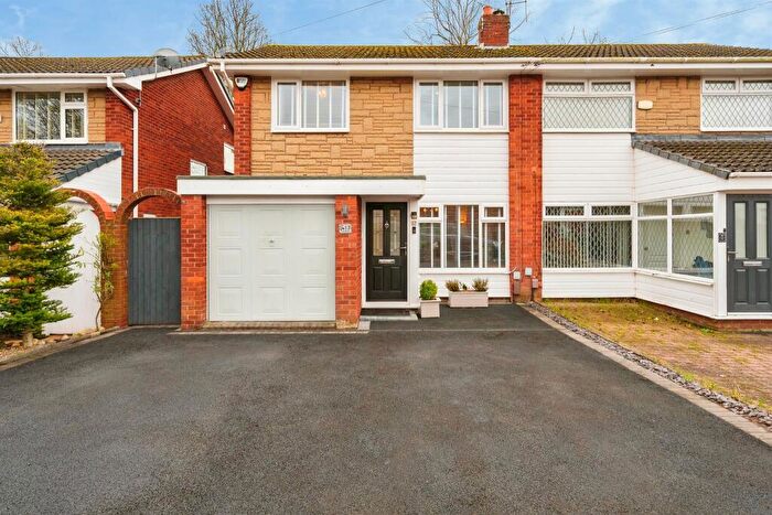 3 Bedroom Semi-Detached House For Sale In Inley Road, Wirral, CH63