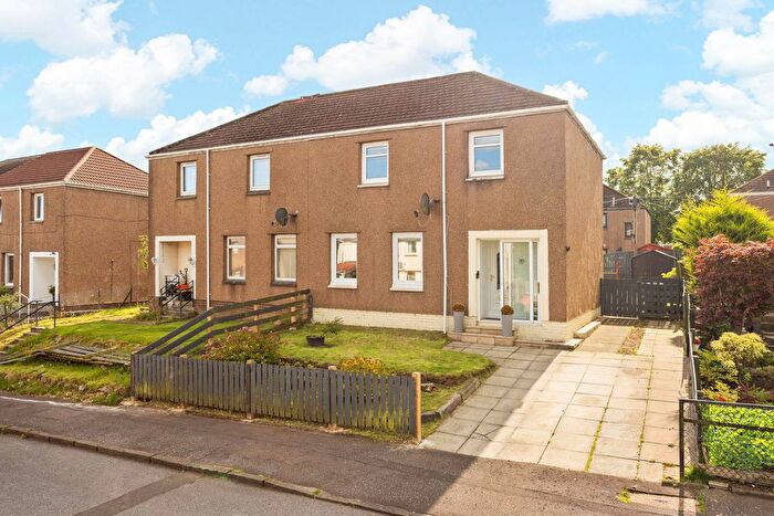 3 Bedroom Semi-Detached House For Sale In Hillhouse Avenue, Bathgate, EH48