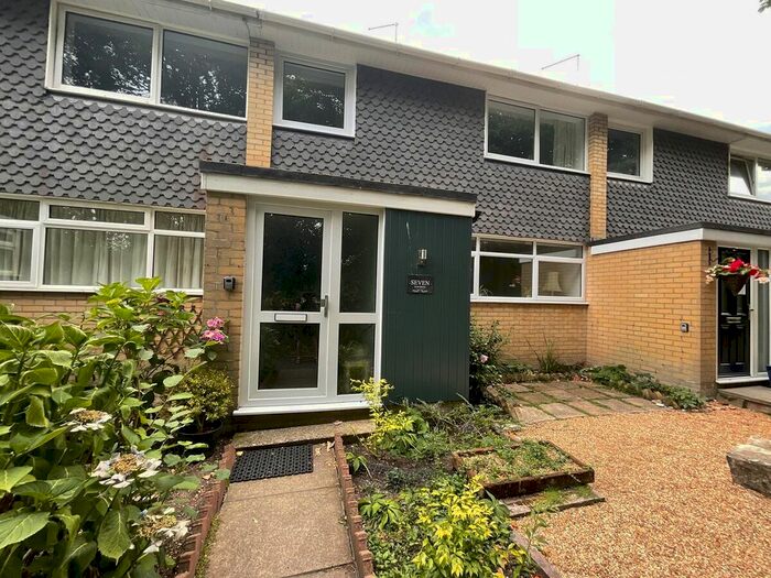 3 Bedroom Terraced House To Rent In St Georges Close, Highcliffe, Christchurch, BH23