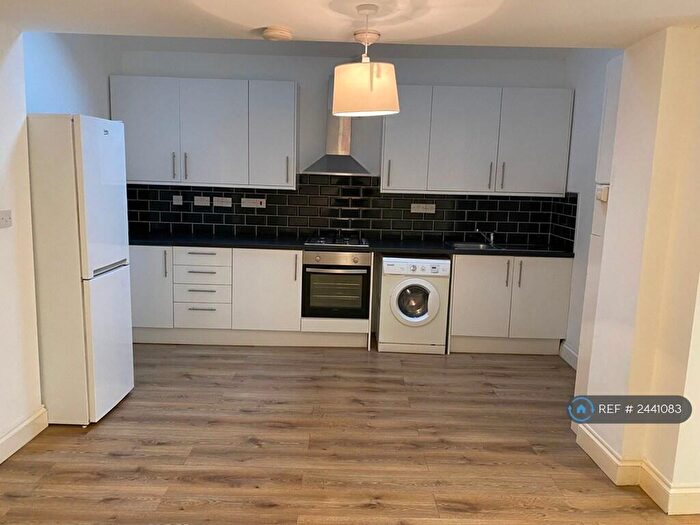 1 Bedroom Flat To Rent In Burnt Ash Hill, Lee, SE12