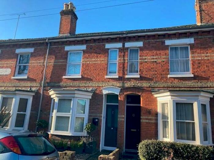 2 Bedroom Terraced House To Rent In Linden Road, Romsey, SO51