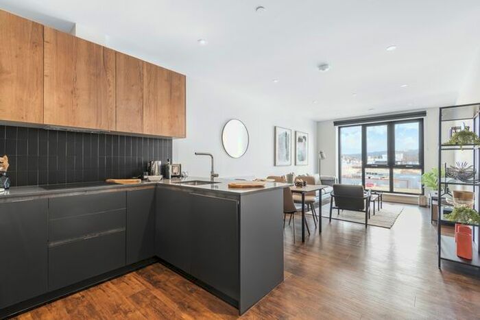 1 Bedroom Flat To Rent In Greenford Quay, Greenford, UB6