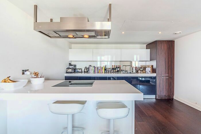 2 Bedroom Flat To Rent In Grosvenor Waterside, Chelsea, SW1W