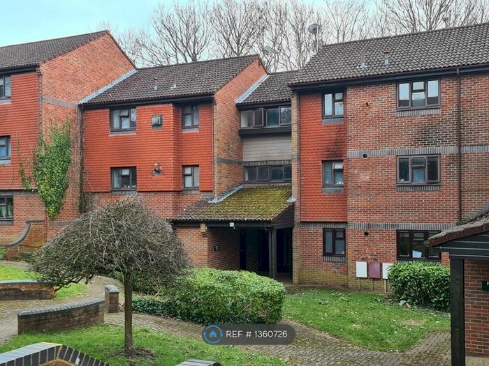 1 Bedroom Flat To Rent In Clarendon Close, Hemel Hempstead, HP2