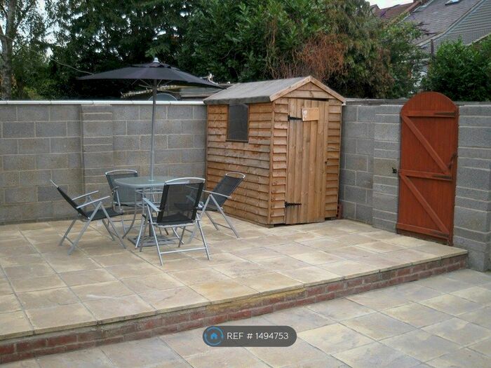 Studio To Rent In Yarmouth Road, Watford, WD24