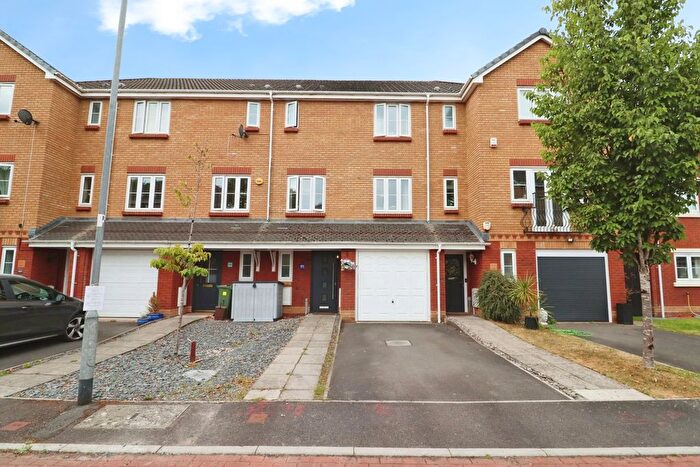 3 Bedroom Detached House For Sale In Wyncliffe Gardens, Cardiff, CF23