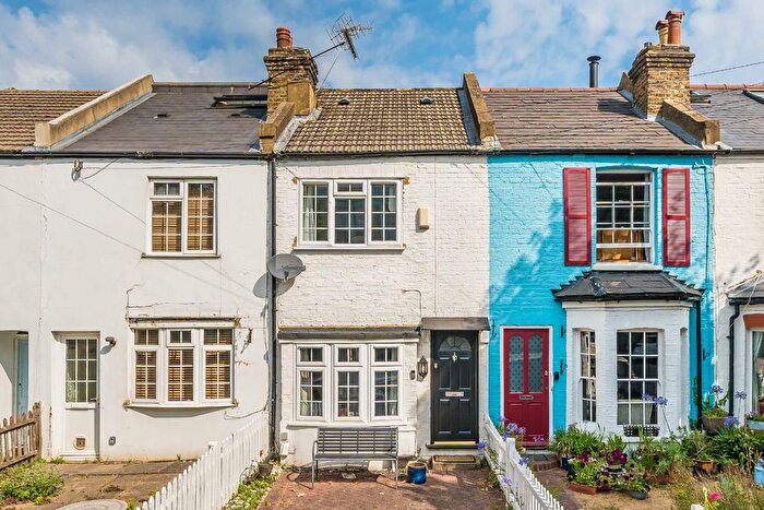 2 Bedroom Property To Rent In St. Georges Road, Richmond, TW9