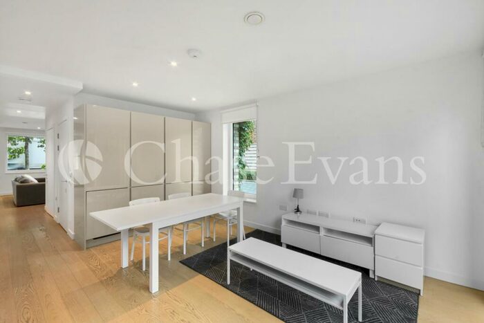 3 Bedroom Flat To Rent In Heygate Street, Elephant Park, Elephant & Castle, London, SE17