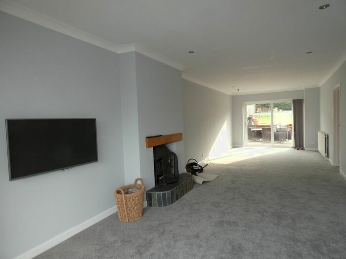 5 Bedroom Detached House To Rent In Mount Road, Brixham, TQ5