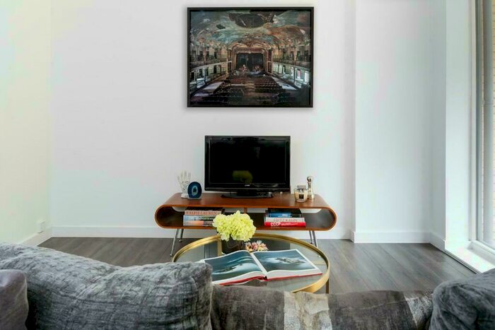 2 Bedroom Flat To Rent In Uncle New Cross, Batavia Road, London, SE14