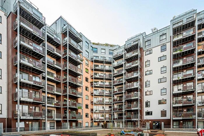 1 Bedroom Flat For Sale In Seren Park Gardens, Greenwich, London, SE3