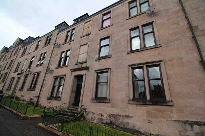 2 Bedroom Flat To Rent In Kelly Street Greenock, PA16