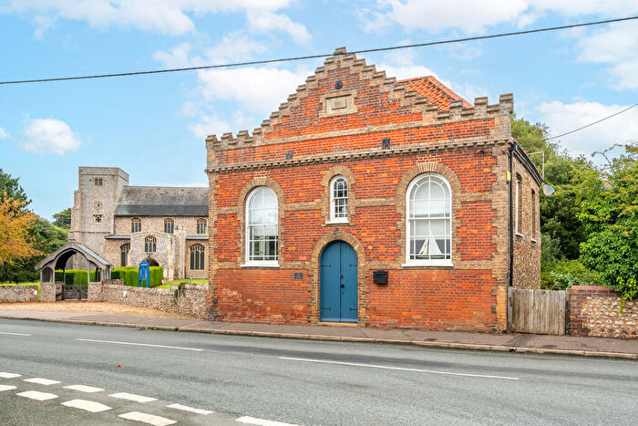 3 Bedroom Cottage For Sale In High Street, Thornham, Norfolk, PE36