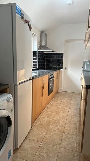4 Bedroom Terraced House To Rent In Vine Street, CV1