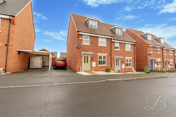 3 Bedroom Semi-Detached House To Rent In Goldcrest Avenue, Rainworth, Mansfield, NG21