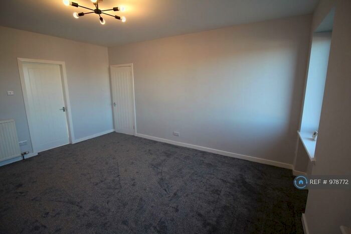 3 Bedroom Flat To Rent In Kincorth, Aberdeen, AB12