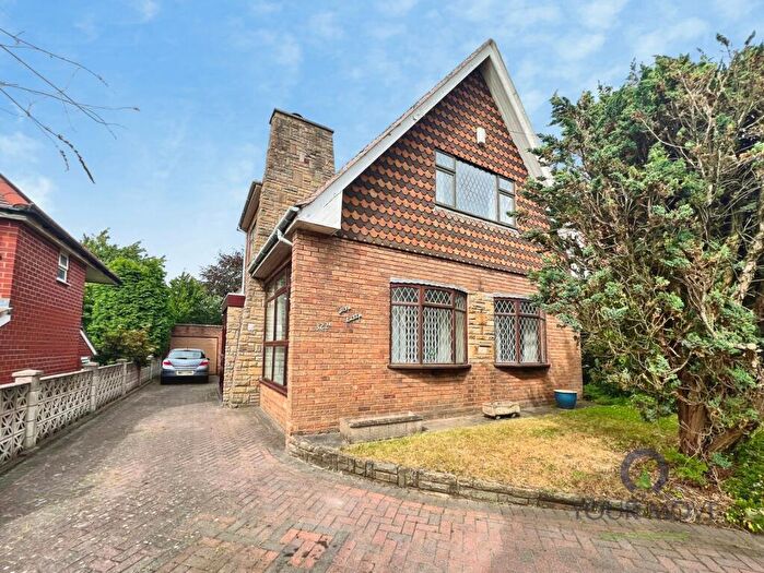 3 Bedroom Detached House For Sale In Himley Road, Gornal Wood, Dudley, West Midlands, DY3