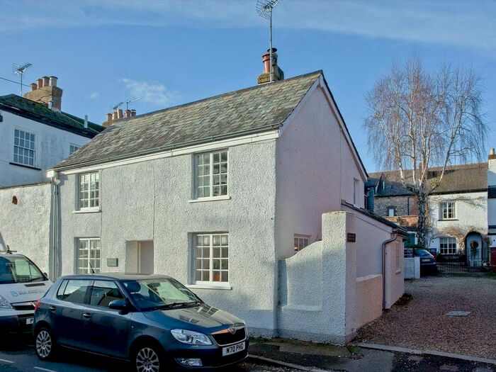 2 Bedroom Cottage To Rent In Follett Road, Topsham, Exeter EX3