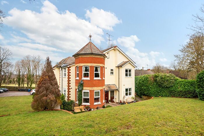 1 Bedroom Apartment To Rent In Guildford Road, Farnham, GU10