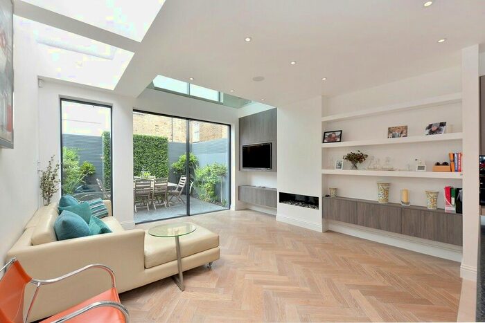 4 Bedroom Property To Rent In Lindrop Street, Fulham, SW6