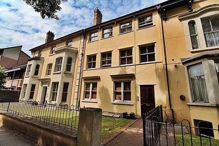 2 Bedroom Flat To Rent In The Parade, Roath, Cardiff, CF24
