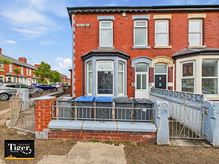 4 Bedroom End Of Terrace House To Rent In Cambridge Road, Blackpool, FY1