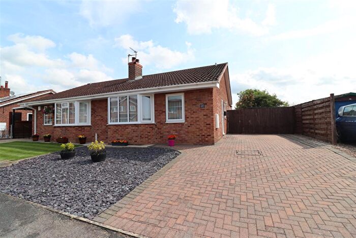 2 Bedroom Semi-Detached House For Sale In St. Martins Close, Fangfoss, York, YO41