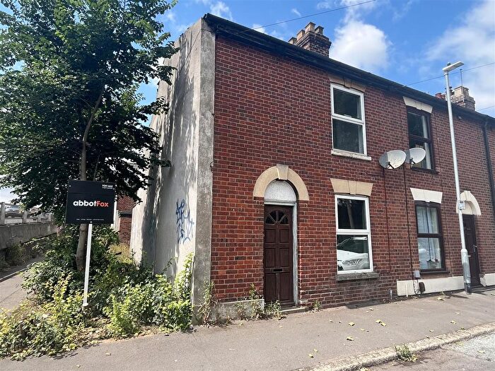 2 Bedroom End Of Terrace House For Sale In Norwich, NR3