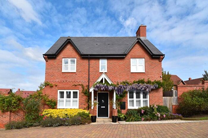 4 Bedroom Detached House For Sale In Millground Field, Winslow, MK18