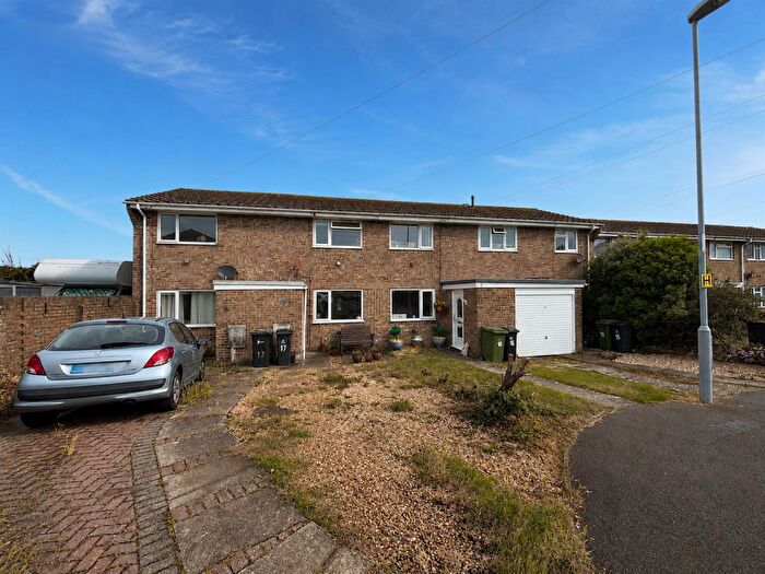 2 Bedroom Terraced House For Sale In Overbury Close, Weymouth, DT4