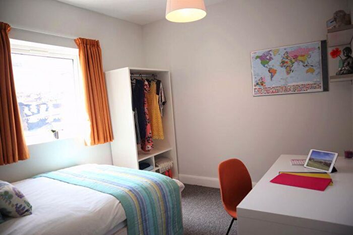 7 Bedroom Flat To Rent In Gainsborough Road, Liverpool, L15