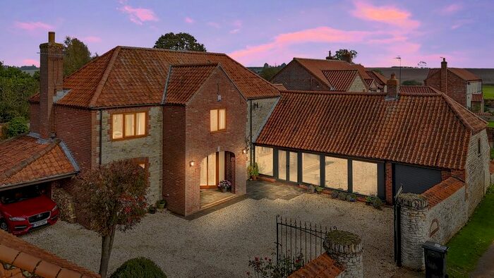 5 Bedroom Detached House For Sale In The Coach House Church Lane, Grayingham, Gainsborough, DN21