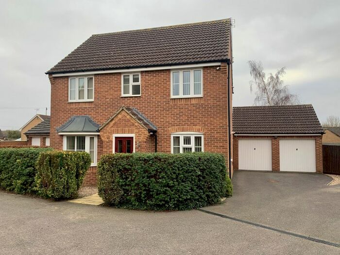4 Bedroom Detached House For Sale In Tennyson Way, Spilsby, PE23