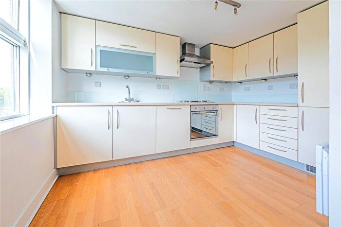1 Bedroom Apartment To Rent In Callard House, High Street, Berkhamsted, Hertfordshire, HP4