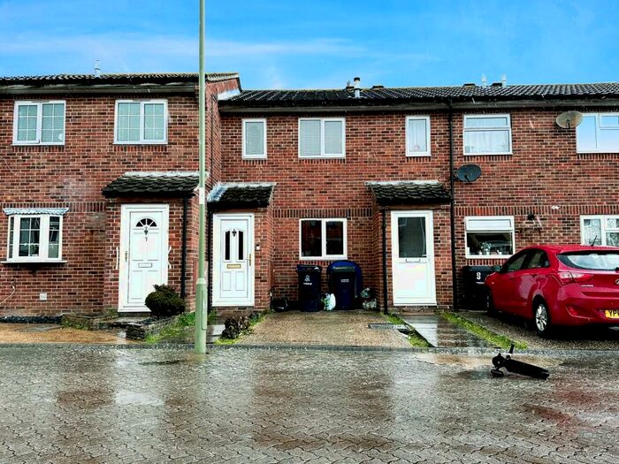 2 Bedroom House To Rent In Blackthorn Drive, Gosport, PO12