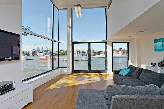 4 Bedroom Town House To Rent In King Stairs Close, London, SE16