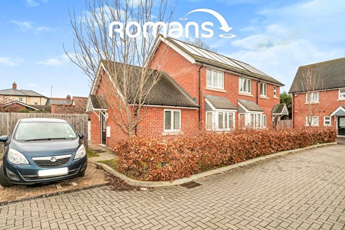 1 Bedroom Flat To Rent In Fletcher Court, Theale, Reading, RG7