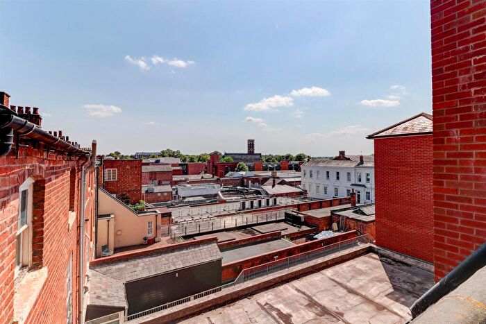 2 Bedroom Flat To Rent In Bedford Street, Leamington Spa, CV32