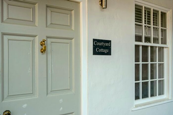 1 Bedroom Flat To Rent In Lamberhurst, Tunbridge Wells, TN3