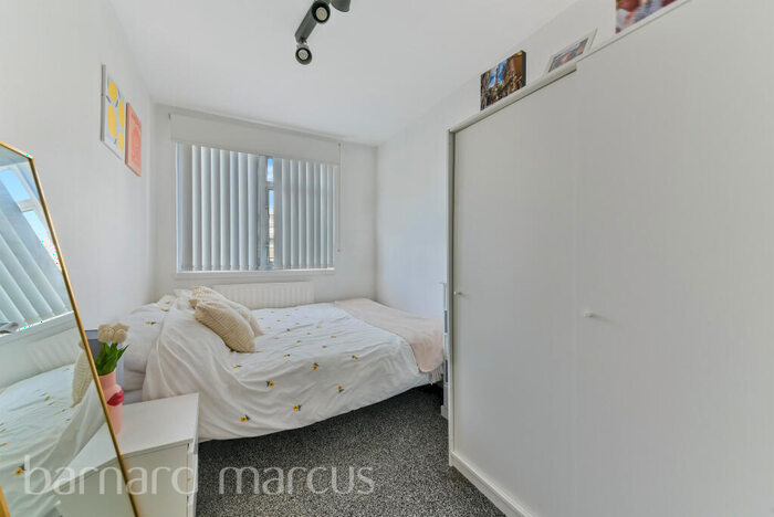 4 Bedroom House To Rent In Fleming Road, London, SE17