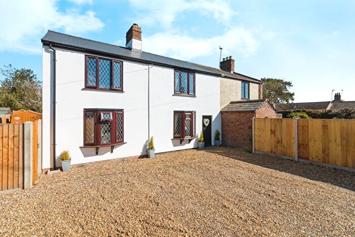 3 Bedroom Semi-Detached House For Sale In Back Lane, Lound, Lowestoft, NR32