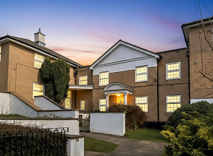 1 Bedroom Apartment To Rent In Chelmsford House, Chelmsford Road, Great Dunmow, Essex, CM6