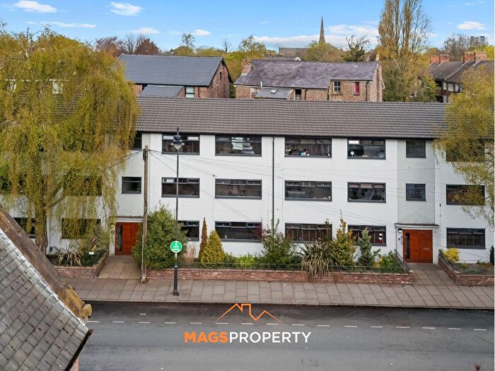 2 Bedroom Flat To Rent In Lark Lane, Liverpool, L17