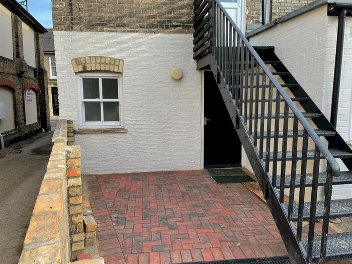 1 Bedroom Flat To Rent In Churchgate Street, Soham, Ely, CB7